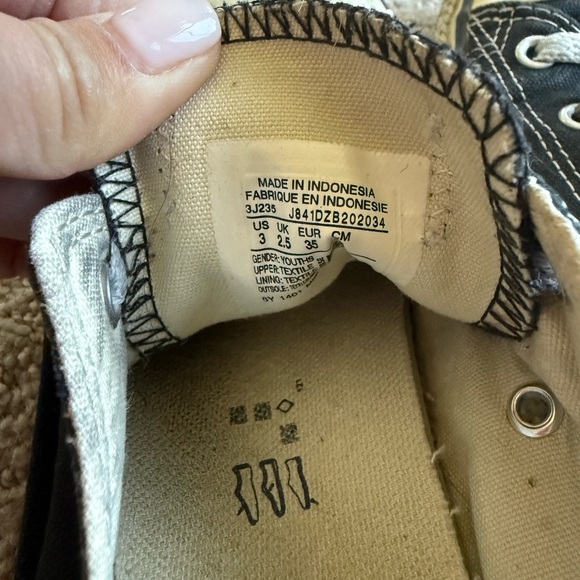 Converse All Star Sneakers - Picture 6 of 7